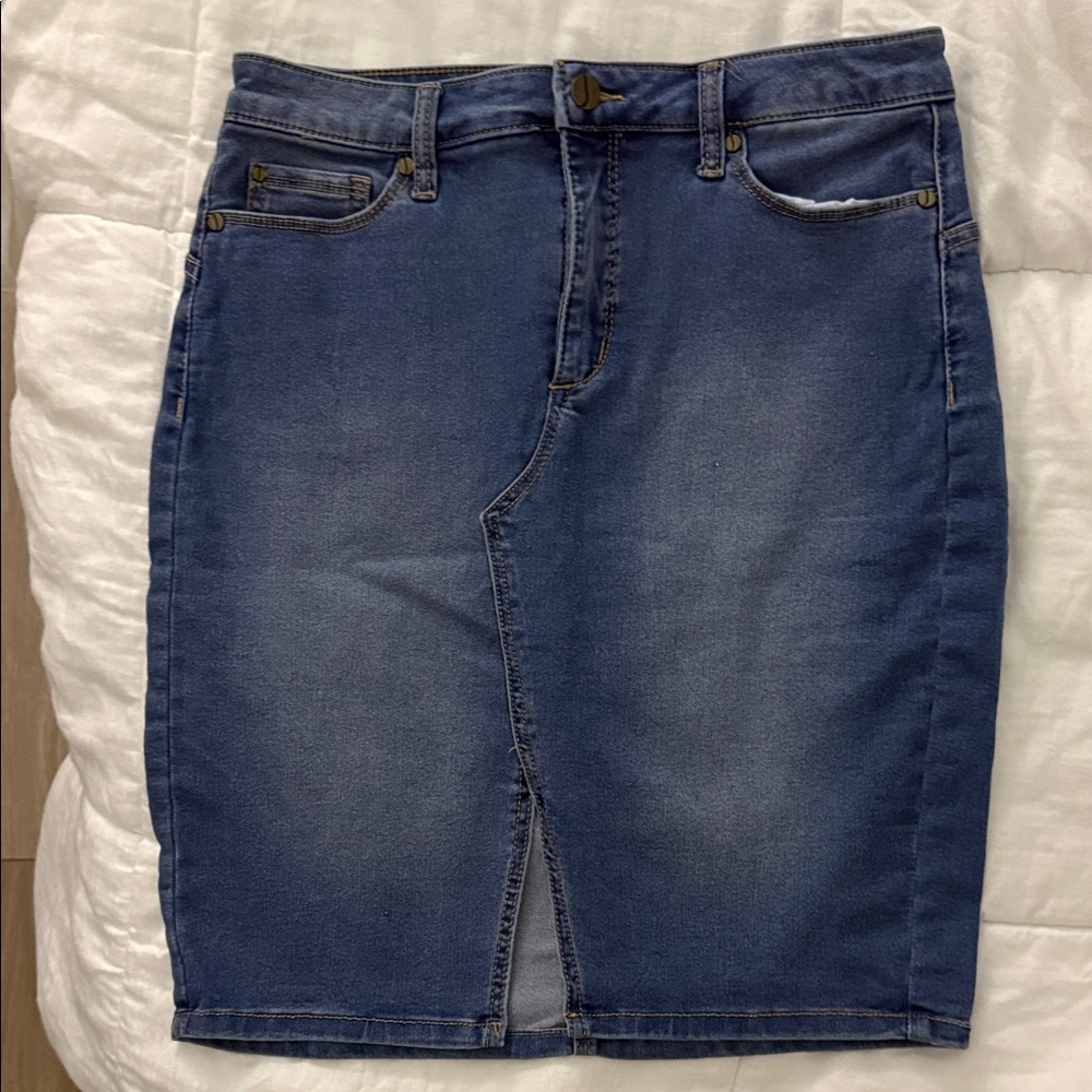 Jones New York Blue Denim Skirt